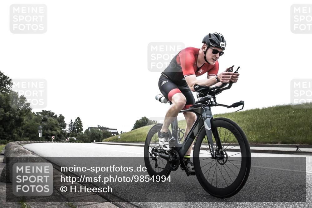 21.06.2026 - 29. Vierlanden-Triathlon H.Heesch http://msf.ph/oto/9854994 21.06.2026 12:08:50 Radfahren 980 meine-sportfotos.de