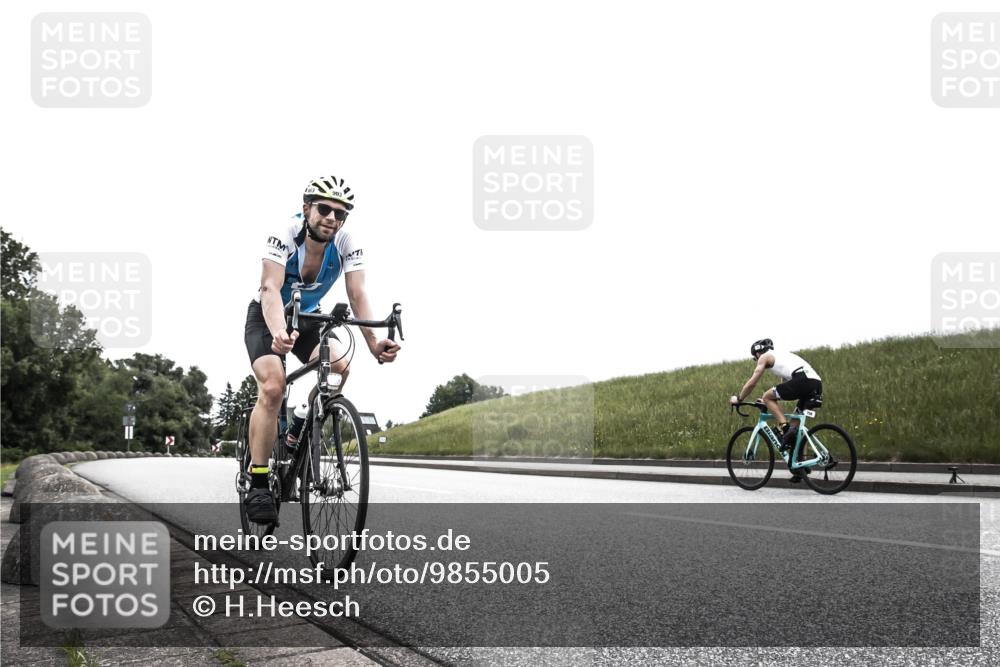 21.06.2026 - 29. Vierlanden-Triathlon H.Heesch http://msf.ph/oto/9855005 21.06.2026 12:09:49 Radfahren 903 meine-sportfotos.de