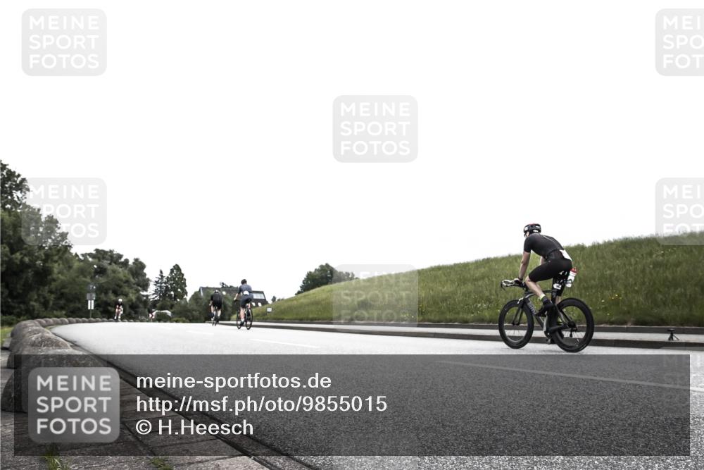 21.06.2026 - 29. Vierlanden-Triathlon H.Heesch http://msf.ph/oto/9855015 21.06.2026 12:10:29 Radfahren  meine-sportfotos.de