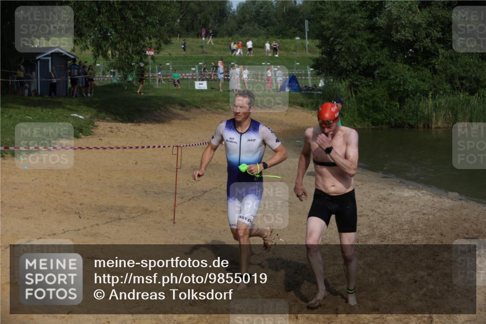 21.06.2026 - 29. Vierlanden-Triathlon Andreas Tolksdorf http://msf.ph/oto/9855019 21.06.2026 08:50:27 Schwimmen 25, 101, 156 meine-sportfotos.de