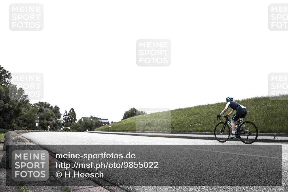 21.06.2026 - 29. Vierlanden-Triathlon H.Heesch http://msf.ph/oto/9855022 21.06.2026 12:11:04 Radfahren  meine-sportfotos.de