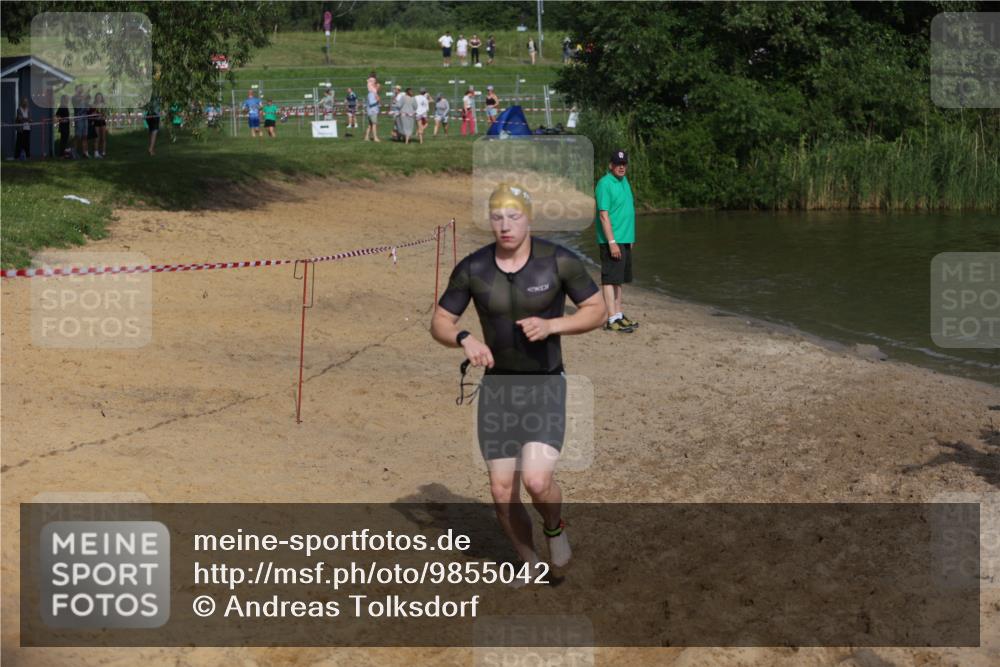 21.06.2026 - 29. Vierlanden-Triathlon Andreas Tolksdorf http://msf.ph/oto/9855042 21.06.2026 08:50:38 Schwimmen 101, 163 meine-sportfotos.de