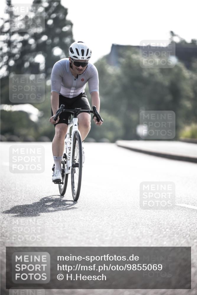 21.06.2026 - 29. Vierlanden-Triathlon H.Heesch http://msf.ph/oto/9855069 21.06.2026 08:50:31 Radfahren 72, 145 meine-sportfotos.de