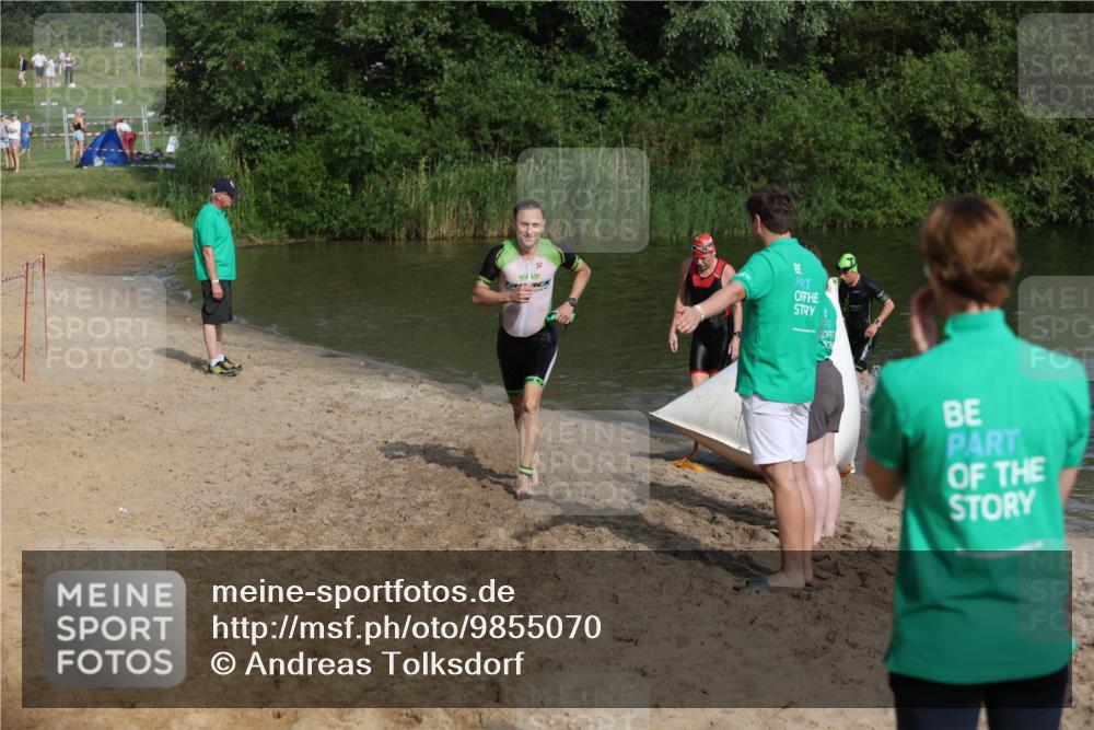 21.06.2026 - 29. Vierlanden-Triathlon Andreas Tolksdorf http://msf.ph/oto/9855070 21.06.2026 08:50:44 Schwimmen 100, 163, 179, 1353 meine-sportfotos.de