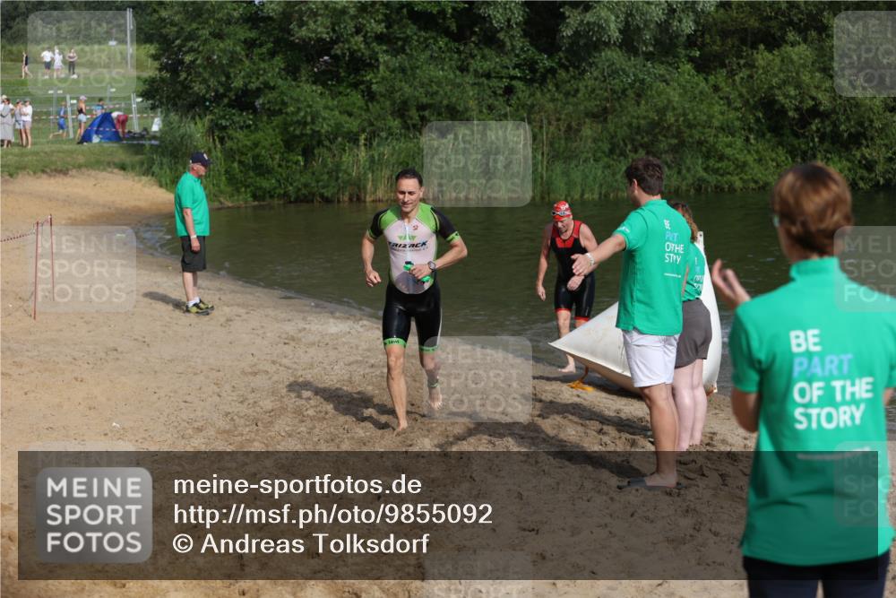 21.06.2026 - 29. Vierlanden-Triathlon Andreas Tolksdorf http://msf.ph/oto/9855092 21.06.2026 08:50:44 Schwimmen 100, 163, 179, 1353 meine-sportfotos.de