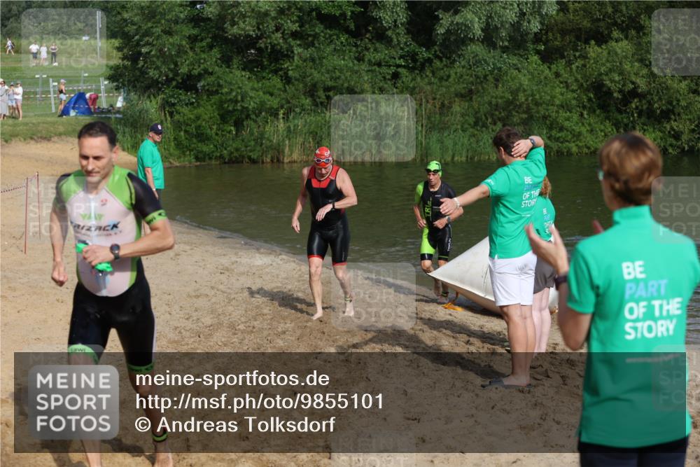 21.06.2026 - 29. Vierlanden-Triathlon Andreas Tolksdorf http://msf.ph/oto/9855101 21.06.2026 08:50:46 Schwimmen 100, 163, 179, 1353 meine-sportfotos.de