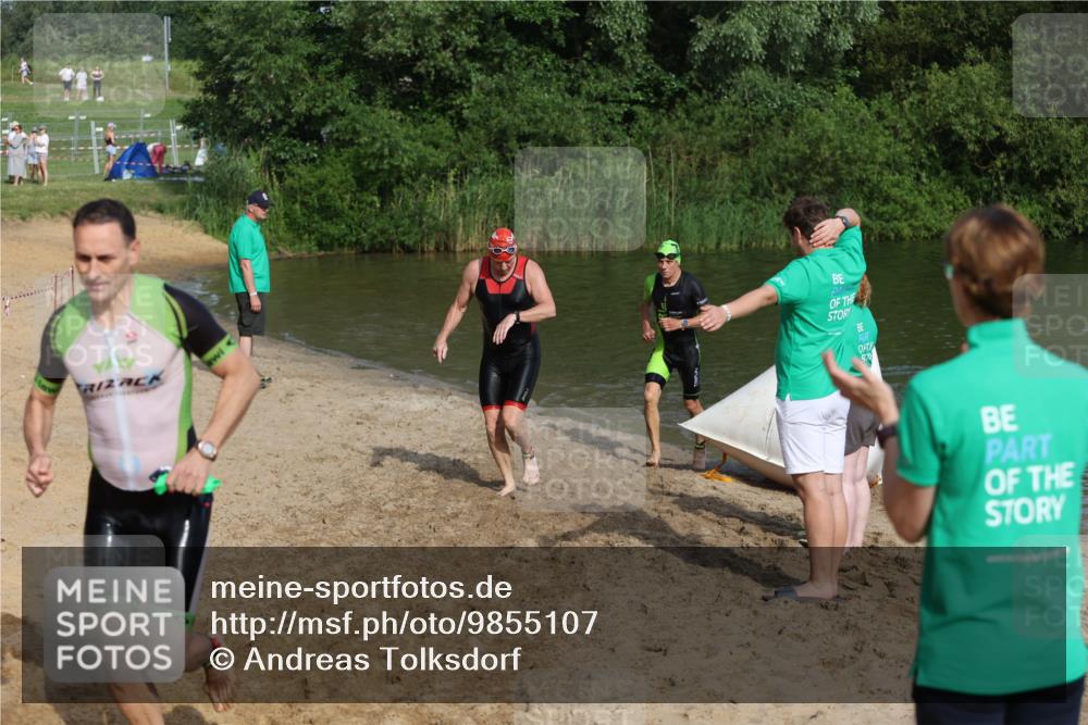 21.06.2026 - 29. Vierlanden-Triathlon Andreas Tolksdorf http://msf.ph/oto/9855107 21.06.2026 08:50:46 Schwimmen 100, 163, 179, 1353 meine-sportfotos.de