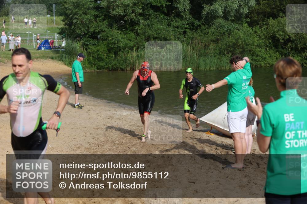 21.06.2026 - 29. Vierlanden-Triathlon Andreas Tolksdorf http://msf.ph/oto/9855112 21.06.2026 08:50:47 Schwimmen 100, 163, 179, 1353 meine-sportfotos.de