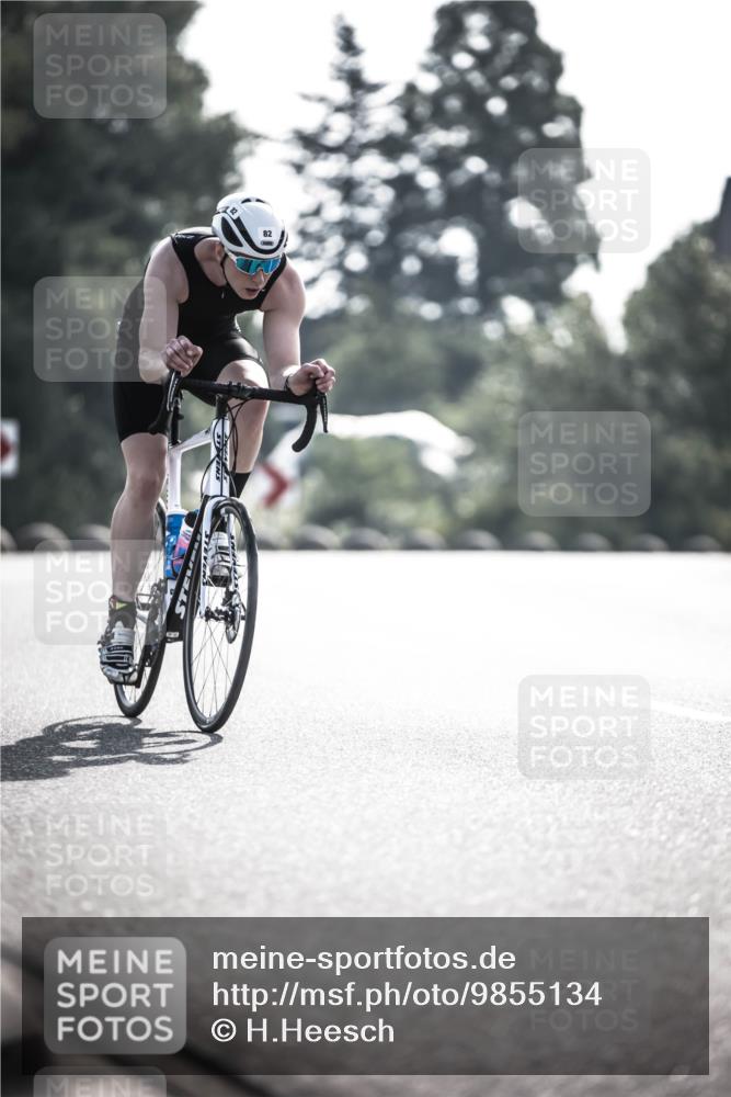 21.06.2026 - 29. Vierlanden-Triathlon H.Heesch http://msf.ph/oto/9855134 21.06.2026 08:50:55 Radfahren 14, 78, 82 meine-sportfotos.de