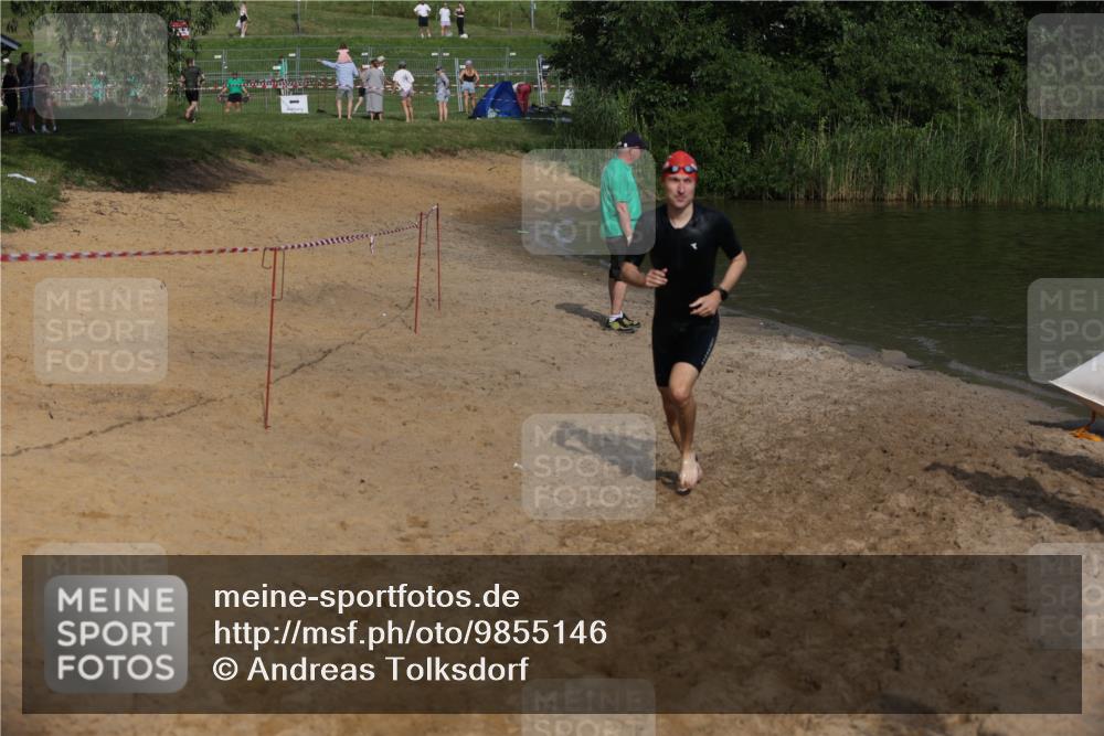 21.06.2026 - 29. Vierlanden-Triathlon Andreas Tolksdorf http://msf.ph/oto/9855146 21.06.2026 08:50:56 Schwimmen 71, 100, 1353 meine-sportfotos.de