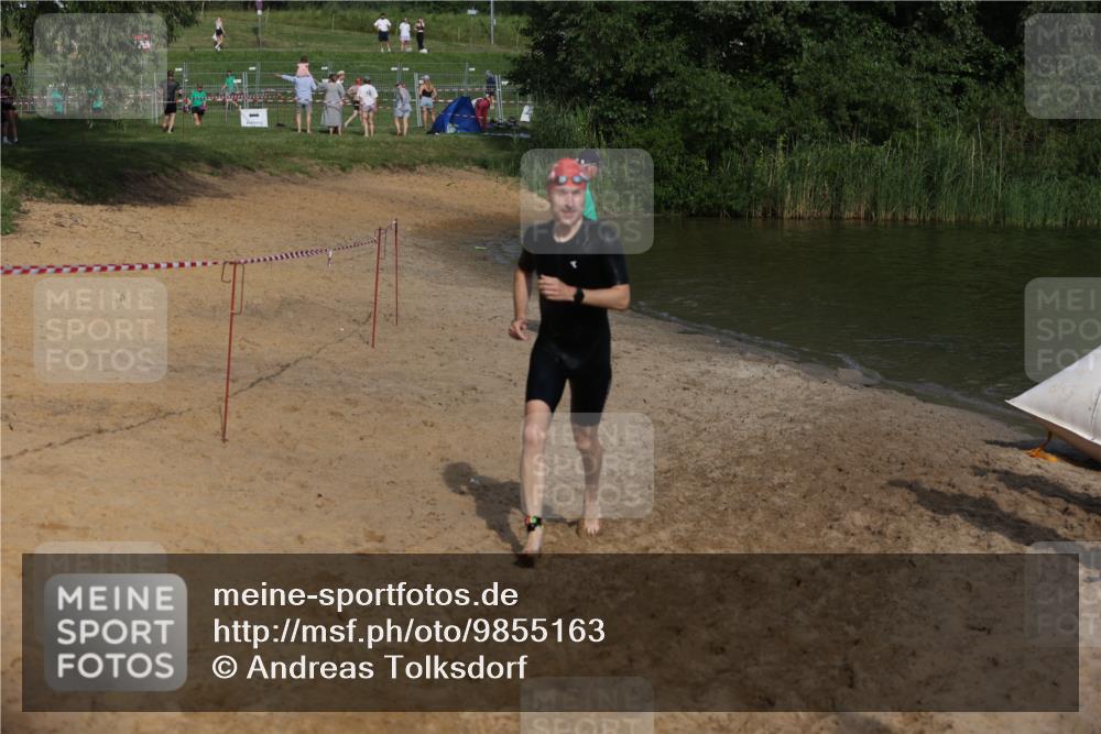 21.06.2026 - 29. Vierlanden-Triathlon Andreas Tolksdorf http://msf.ph/oto/9855163 21.06.2026 08:50:57 Schwimmen 71, 100, 1353 meine-sportfotos.de