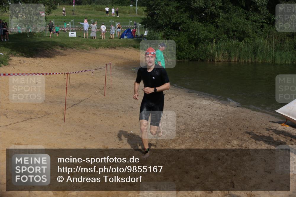 21.06.2026 - 29. Vierlanden-Triathlon Andreas Tolksdorf http://msf.ph/oto/9855167 21.06.2026 08:50:57 Schwimmen 71, 100, 1353 meine-sportfotos.de