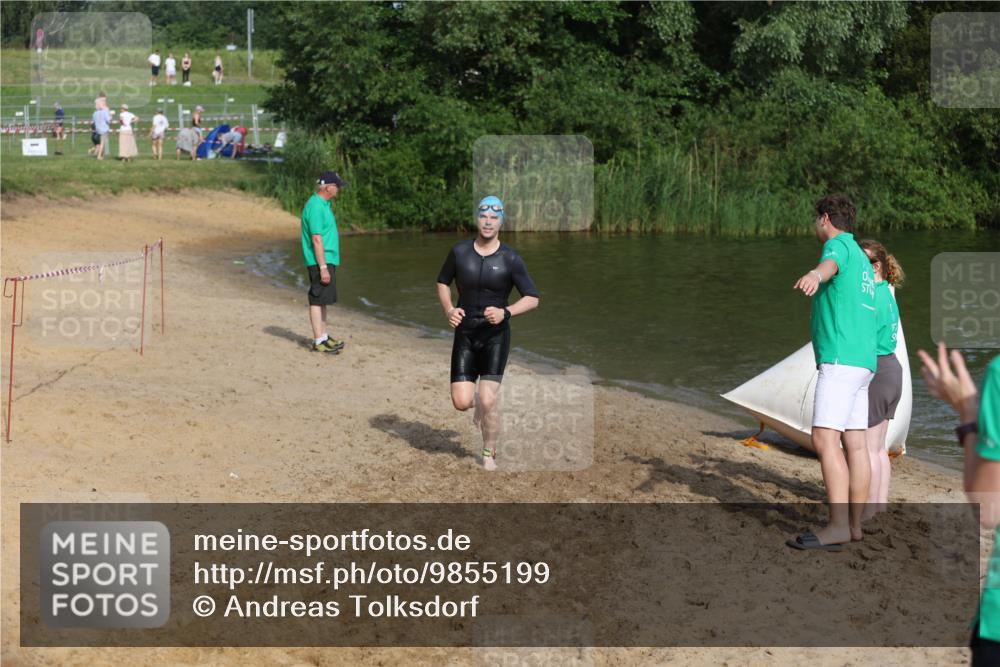 21.06.2026 - 29. Vierlanden-Triathlon Andreas Tolksdorf http://msf.ph/oto/9855199 21.06.2026 08:51:04 Schwimmen 68, 71 meine-sportfotos.de