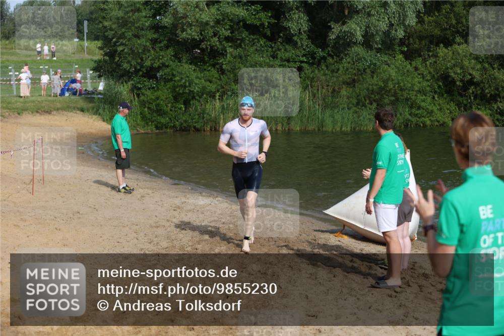 21.06.2026 - 29. Vierlanden-Triathlon Andreas Tolksdorf http://msf.ph/oto/9855230 21.06.2026 08:51:10 Schwimmen 50, 68 meine-sportfotos.de