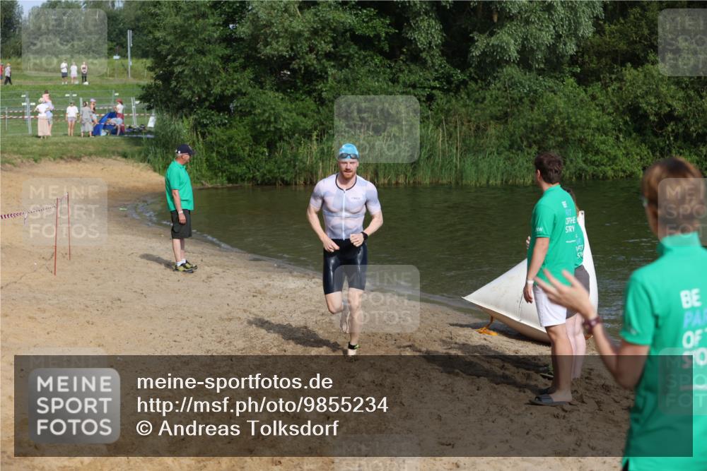 21.06.2026 - 29. Vierlanden-Triathlon Andreas Tolksdorf http://msf.ph/oto/9855234 21.06.2026 08:51:11 Schwimmen 50, 68 meine-sportfotos.de