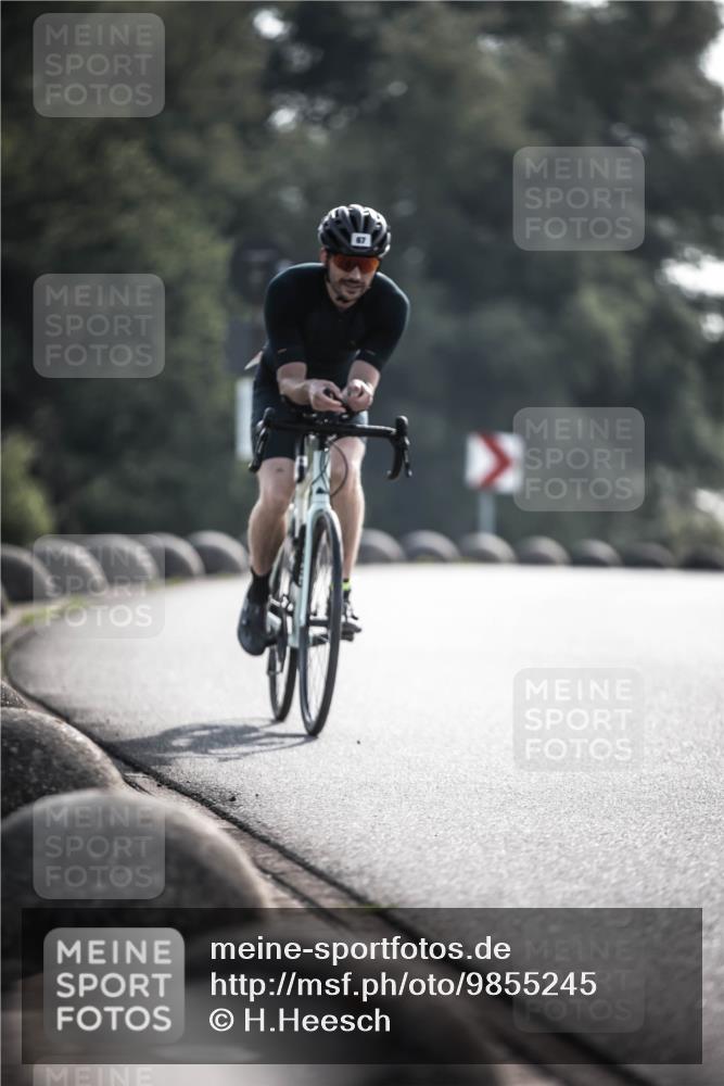 21.06.2026 - 29. Vierlanden-Triathlon H.Heesch http://msf.ph/oto/9855245 21.06.2026 08:51:53 Radfahren 67 meine-sportfotos.de