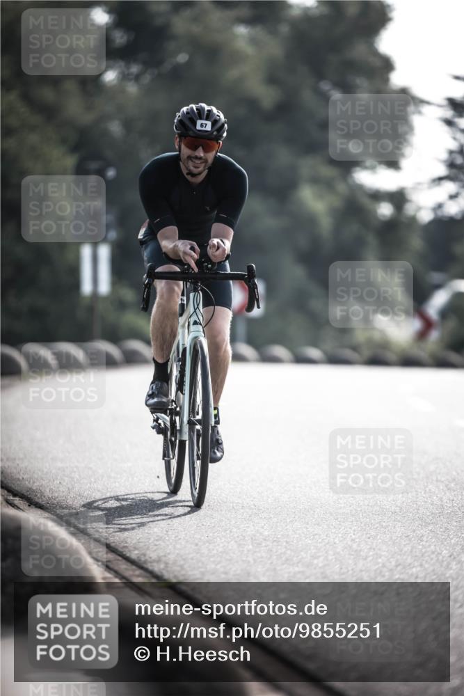 21.06.2026 - 29. Vierlanden-Triathlon H.Heesch http://msf.ph/oto/9855251 21.06.2026 08:51:54 Radfahren 67 meine-sportfotos.de