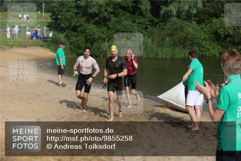 21.06.2026 - 29. Vierlanden-Triathlon Andreas Tolksdorf http://msf.ph/oto/9855258 21.06.2026 08:51:28 Schwimmen 81, 157, 161, 204 meine-sportfotos.de