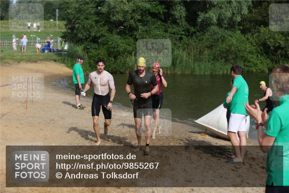 21.06.2026 - 29. Vierlanden-Triathlon Andreas Tolksdorf http://msf.ph/oto/9855267 21.06.2026 08:51:28 Schwimmen 81, 157, 161, 204 meine-sportfotos.de