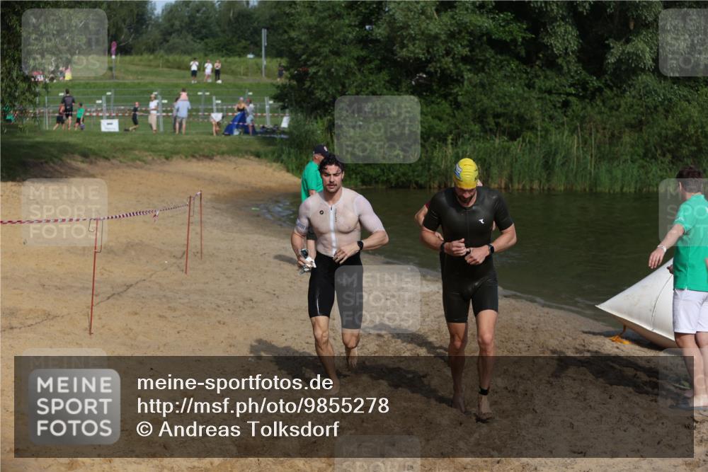 21.06.2026 - 29. Vierlanden-Triathlon Andreas Tolksdorf http://msf.ph/oto/9855278 21.06.2026 08:51:29 Schwimmen 81, 157, 161, 204 meine-sportfotos.de