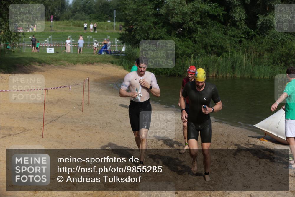 21.06.2026 - 29. Vierlanden-Triathlon Andreas Tolksdorf http://msf.ph/oto/9855285 21.06.2026 08:51:29 Schwimmen 81, 157, 161, 204 meine-sportfotos.de