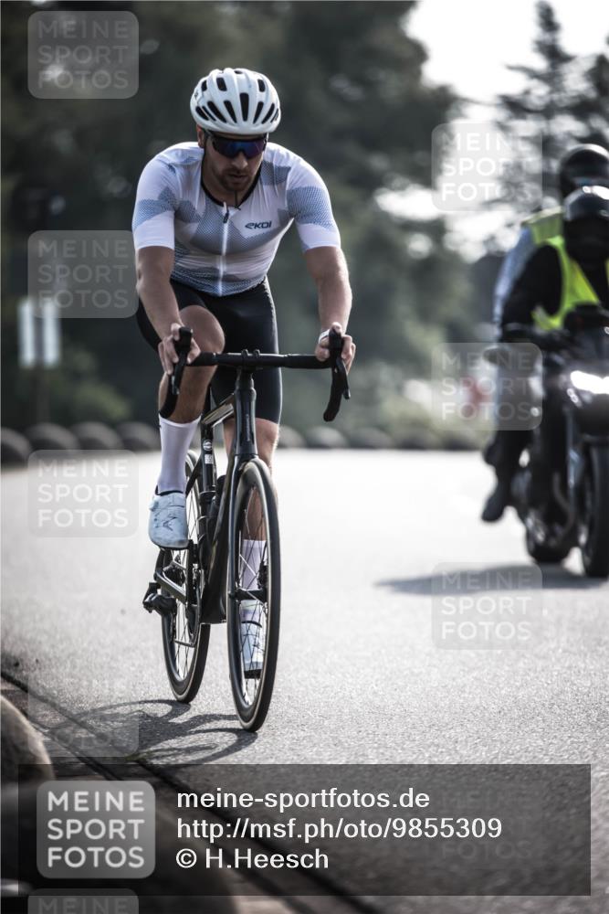 21.06.2026 - 29. Vierlanden-Triathlon H.Heesch http://msf.ph/oto/9855309 21.06.2026 08:52:11 Radfahren 27, 38, 42, 99 meine-sportfotos.de
