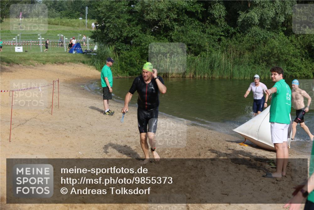 21.06.2026 - 29. Vierlanden-Triathlon Andreas Tolksdorf http://msf.ph/oto/9855373 21.06.2026 08:52:09 Schwimmen 5, 58, 171 meine-sportfotos.de