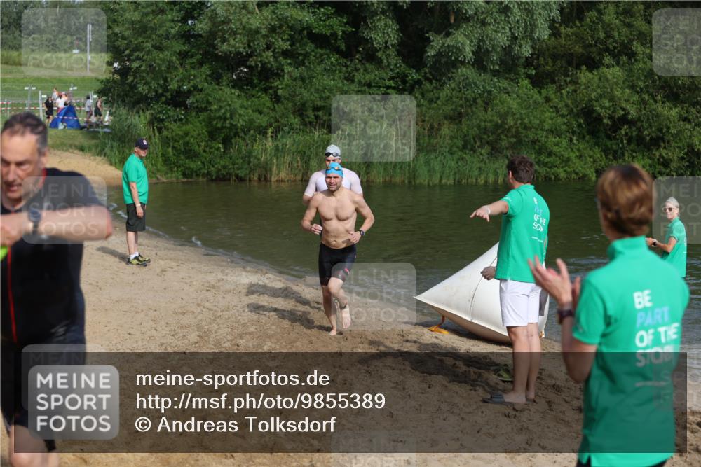 21.06.2026 - 29. Vierlanden-Triathlon Andreas Tolksdorf http://msf.ph/oto/9855389 21.06.2026 08:52:11 Schwimmen 5, 58, 171, 181 meine-sportfotos.de
