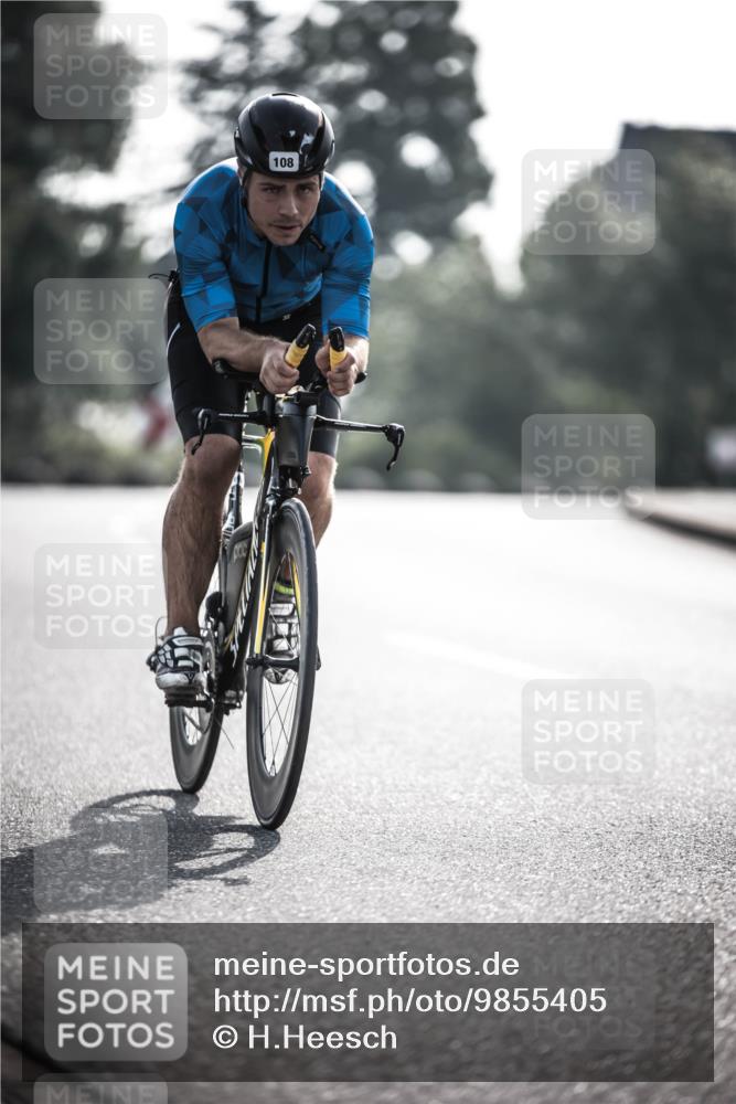 21.06.2026 - 29. Vierlanden-Triathlon H.Heesch http://msf.ph/oto/9855405 21.06.2026 08:52:29 Radfahren 56, 108 meine-sportfotos.de