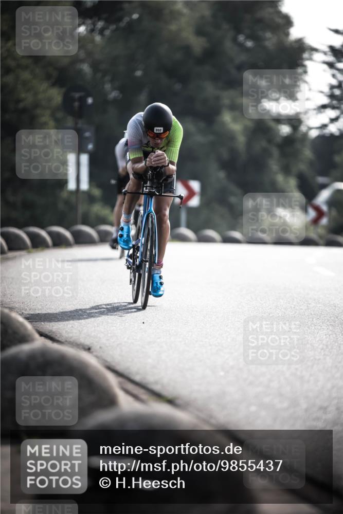 21.06.2026 - 29. Vierlanden-Triathlon H.Heesch http://msf.ph/oto/9855437 21.06.2026 08:53:11 Radfahren 202, 1355 meine-sportfotos.de
