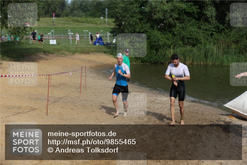 21.06.2026 - 29. Vierlanden-Triathlon Andreas Tolksdorf http://msf.ph/oto/9855465 21.06.2026 08:52:22 Schwimmen 33, 181 meine-sportfotos.de