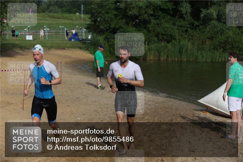 21.06.2026 - 29. Vierlanden-Triathlon Andreas Tolksdorf http://msf.ph/oto/9855486 21.06.2026 08:52:24 Schwimmen 33, 181 meine-sportfotos.de