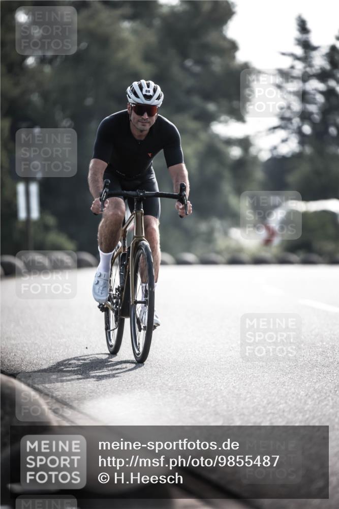 21.06.2026 - 29. Vierlanden-Triathlon H.Heesch http://msf.ph/oto/9855487 21.06.2026 08:53:32 Radfahren 88 meine-sportfotos.de