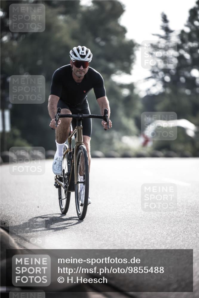 21.06.2026 - 29. Vierlanden-Triathlon H.Heesch http://msf.ph/oto/9855488 21.06.2026 08:53:32 Radfahren 88 meine-sportfotos.de