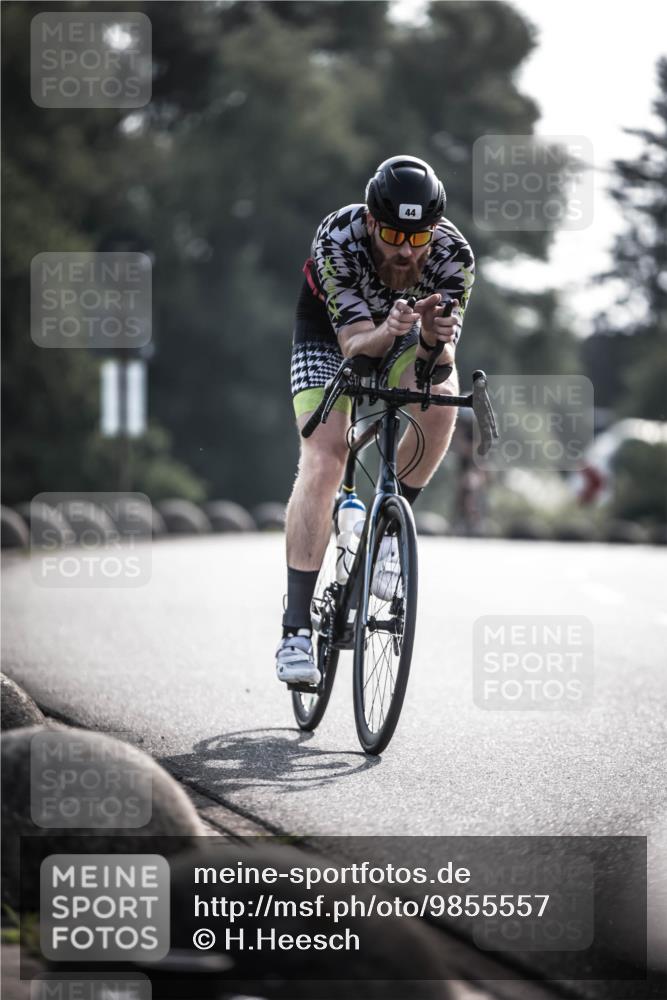 21.06.2026 - 29. Vierlanden-Triathlon H.Heesch http://msf.ph/oto/9855557 21.06.2026 08:54:12 Radfahren 44, 169 meine-sportfotos.de