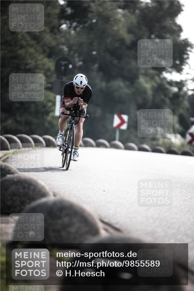 21.06.2026 - 29. Vierlanden-Triathlon H.Heesch http://msf.ph/oto/9855589 21.06.2026 08:54:25 Radfahren 173, 219 meine-sportfotos.de