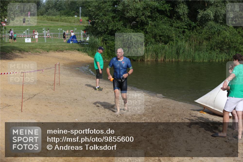 21.06.2026 - 29. Vierlanden-Triathlon Andreas Tolksdorf http://msf.ph/oto/9855600 21.06.2026 08:53:07 Schwimmen 200, 205 meine-sportfotos.de
