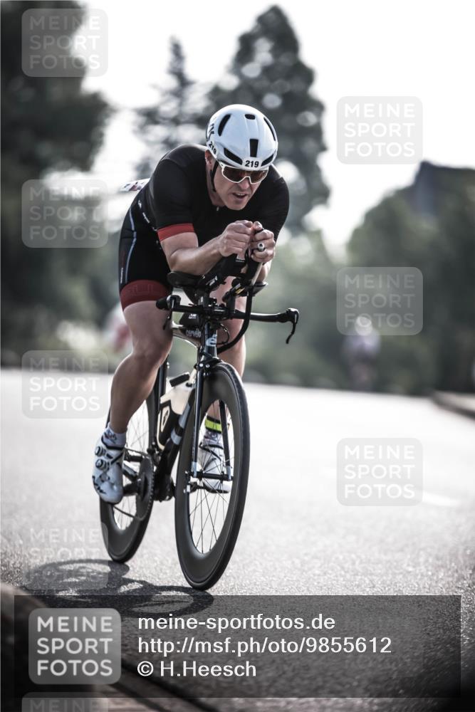 21.06.2026 - 29. Vierlanden-Triathlon H.Heesch http://msf.ph/oto/9855612 21.06.2026 08:54:26 Radfahren 173, 219 meine-sportfotos.de