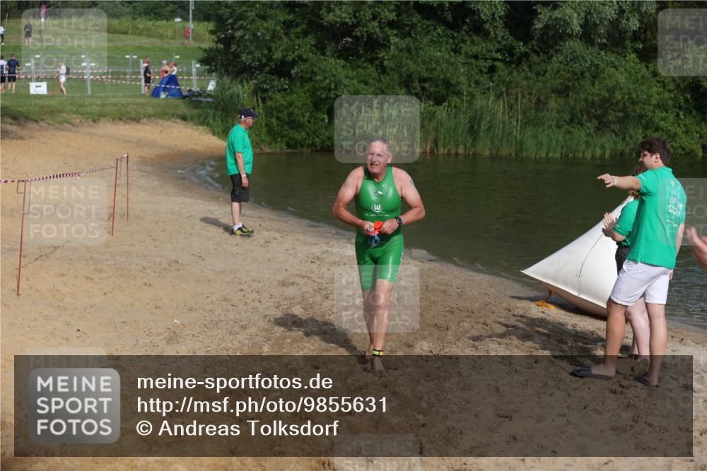 21.06.2026 - 29. Vierlanden-Triathlon Andreas Tolksdorf http://msf.ph/oto/9855631 21.06.2026 08:53:14 Schwimmen 200, 205 meine-sportfotos.de