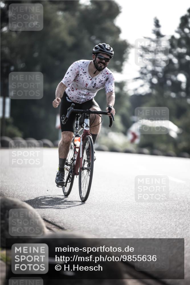 21.06.2026 - 29. Vierlanden-Triathlon H.Heesch http://msf.ph/oto/9855636 21.06.2026 08:54:36 Radfahren 18, 147, 173 meine-sportfotos.de
