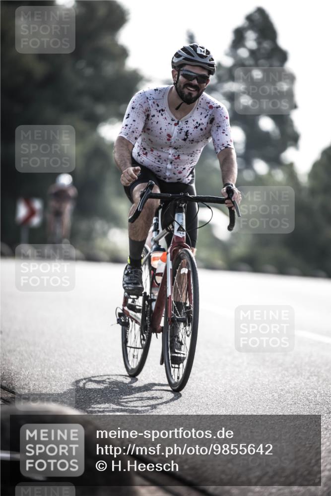21.06.2026 - 29. Vierlanden-Triathlon H.Heesch http://msf.ph/oto/9855642 21.06.2026 08:54:37 Radfahren 18, 147 meine-sportfotos.de
