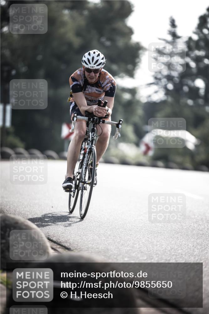21.06.2026 - 29. Vierlanden-Triathlon H.Heesch http://msf.ph/oto/9855650 21.06.2026 08:54:40 Radfahren 18, 147 meine-sportfotos.de