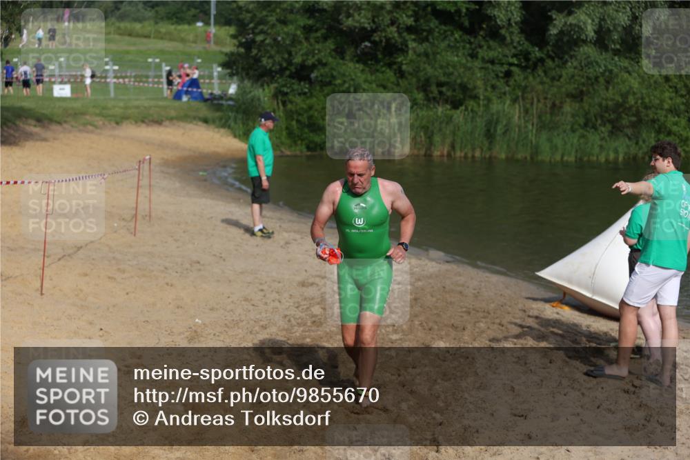 21.06.2026 - 29. Vierlanden-Triathlon Andreas Tolksdorf http://msf.ph/oto/9855670 21.06.2026 08:53:14 Schwimmen 200, 205 meine-sportfotos.de