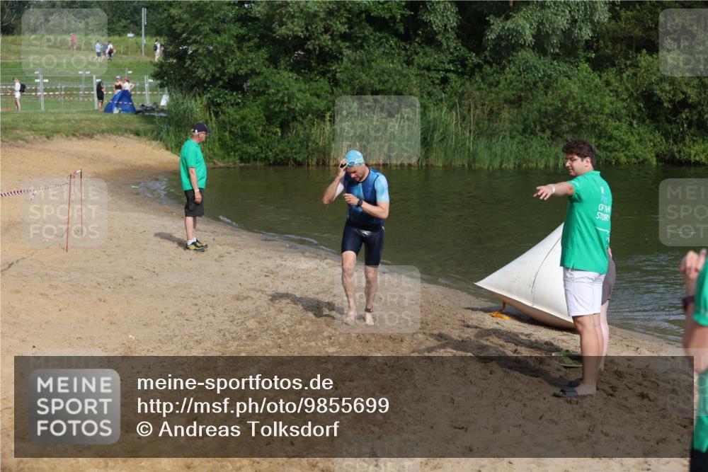 21.06.2026 - 29. Vierlanden-Triathlon Andreas Tolksdorf http://msf.ph/oto/9855699 21.06.2026 08:53:28 Schwimmen 15, 70 meine-sportfotos.de