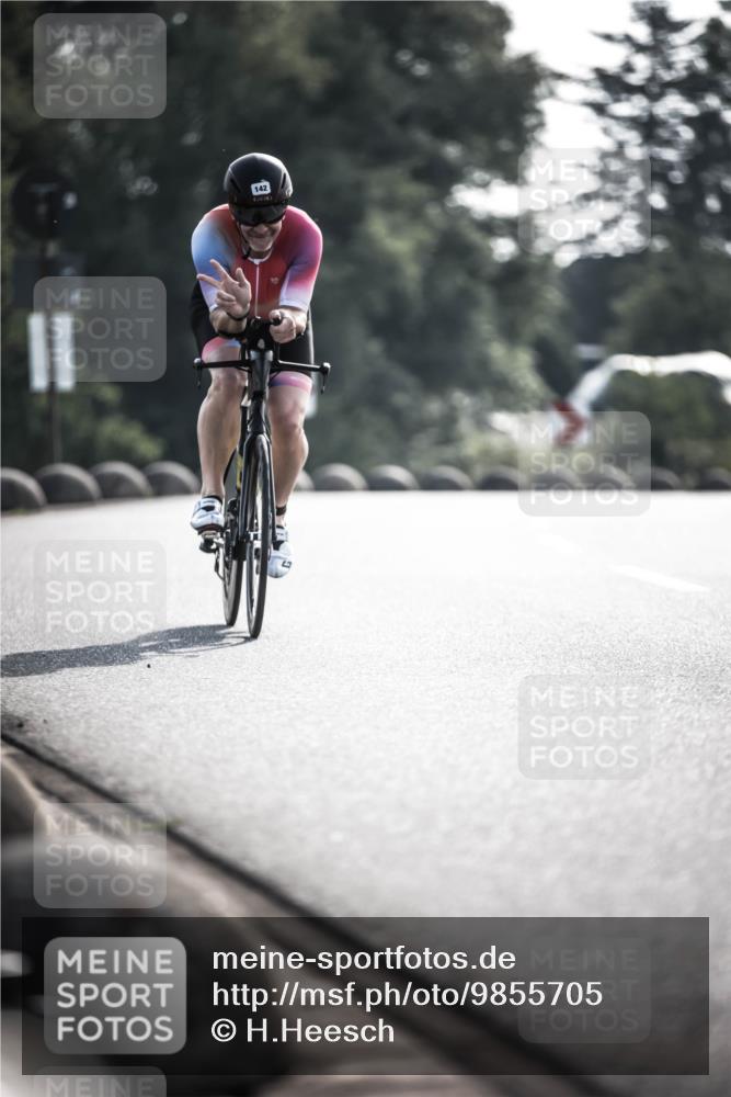 21.06.2026 - 29. Vierlanden-Triathlon H.Heesch http://msf.ph/oto/9855705 21.06.2026 08:55:11 Radfahren 142 meine-sportfotos.de