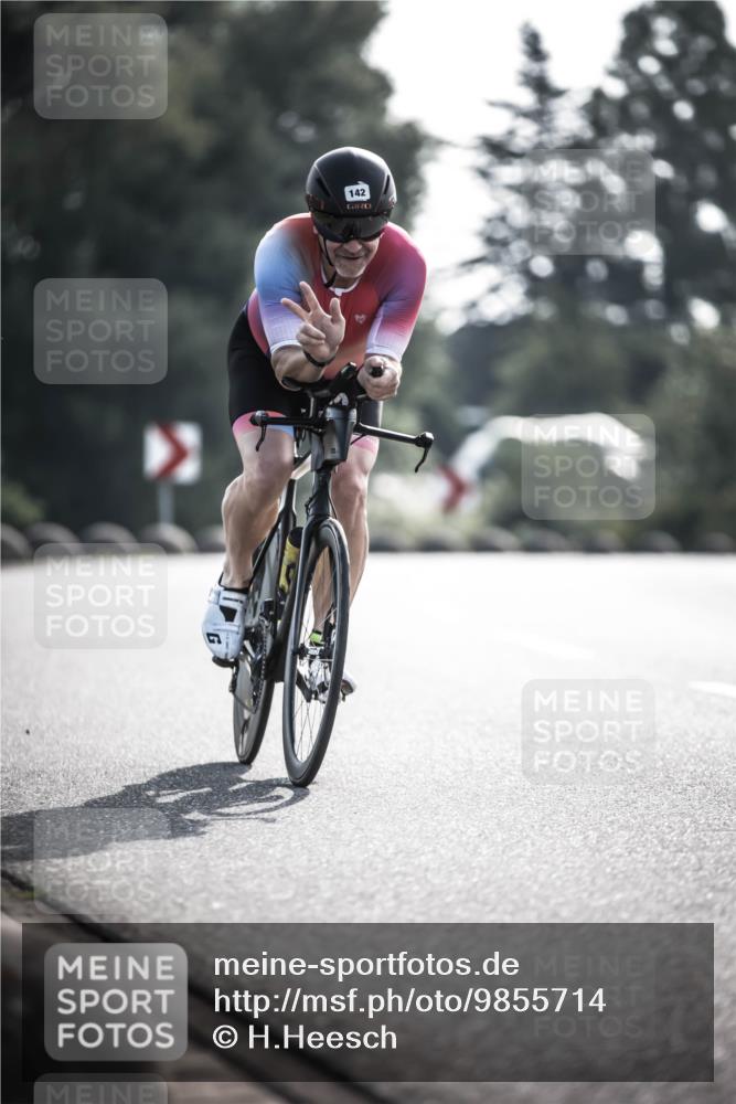 21.06.2026 - 29. Vierlanden-Triathlon H.Heesch http://msf.ph/oto/9855714 21.06.2026 08:55:11 Radfahren 142 meine-sportfotos.de