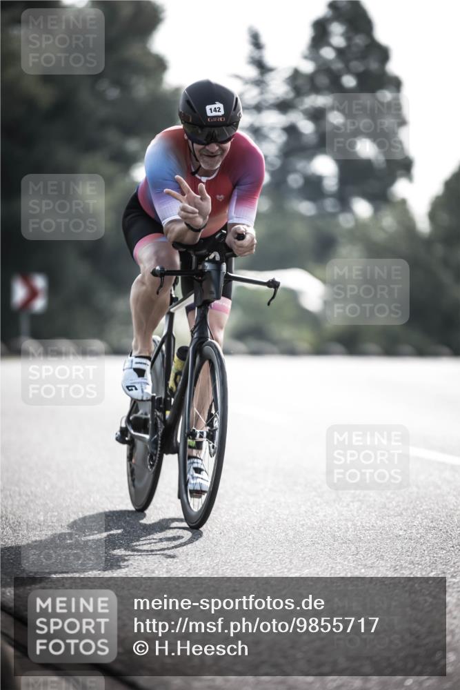 21.06.2026 - 29. Vierlanden-Triathlon H.Heesch http://msf.ph/oto/9855717 21.06.2026 08:55:11 Radfahren 142 meine-sportfotos.de