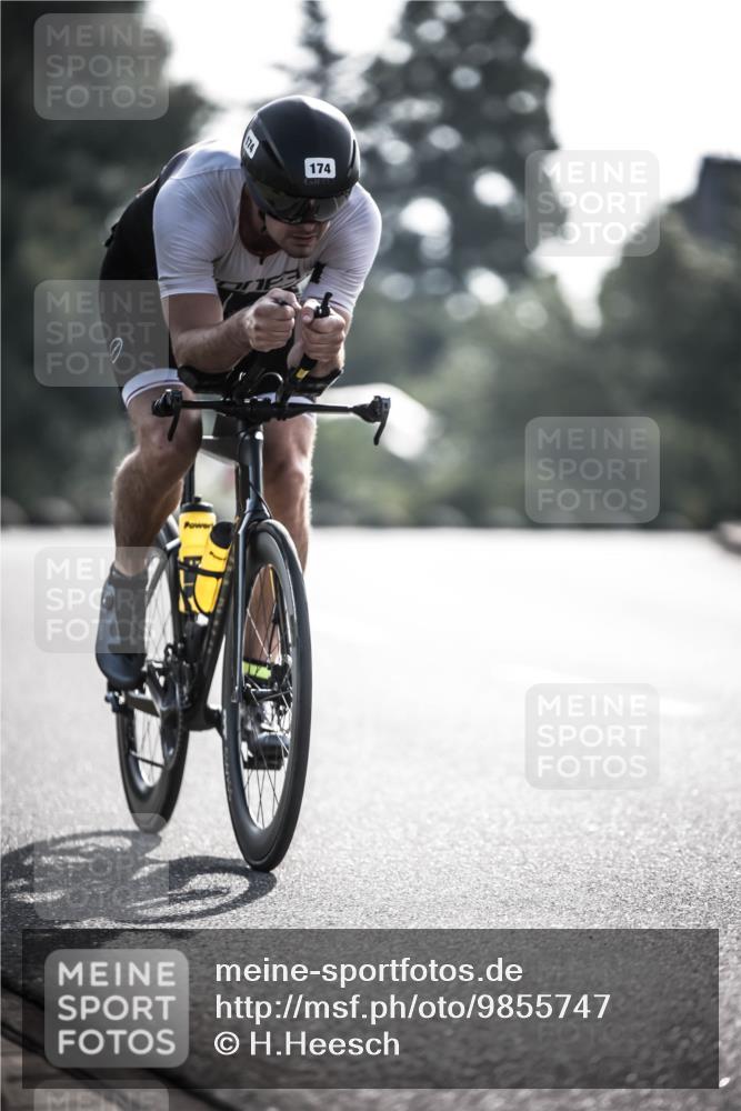 21.06.2026 - 29. Vierlanden-Triathlon H.Heesch http://msf.ph/oto/9855747 21.06.2026 08:55:37 Radfahren 165, 174 meine-sportfotos.de