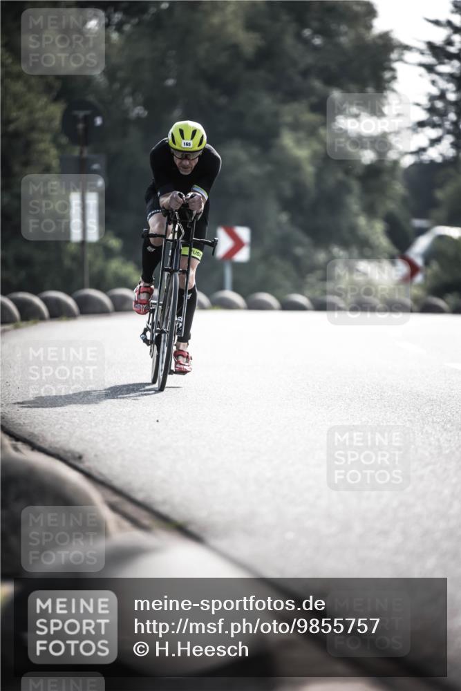 21.06.2026 - 29. Vierlanden-Triathlon H.Heesch http://msf.ph/oto/9855757 21.06.2026 08:55:42 Radfahren 159, 165 meine-sportfotos.de