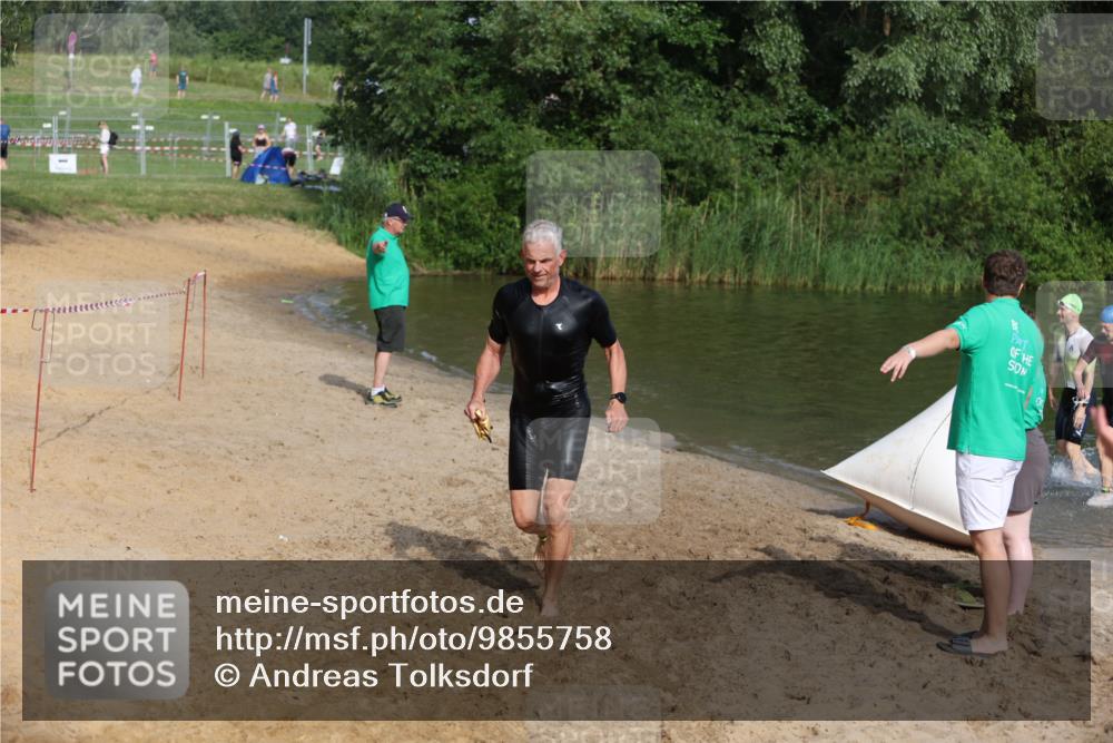 21.06.2026 - 29. Vierlanden-Triathlon Andreas Tolksdorf http://msf.ph/oto/9855758 21.06.2026 08:53:46 Schwimmen 122, 124, 126 meine-sportfotos.de